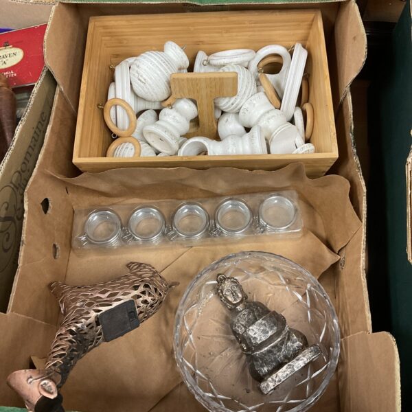 Mixed lot of collectibles including Buddha and ceramic figures.