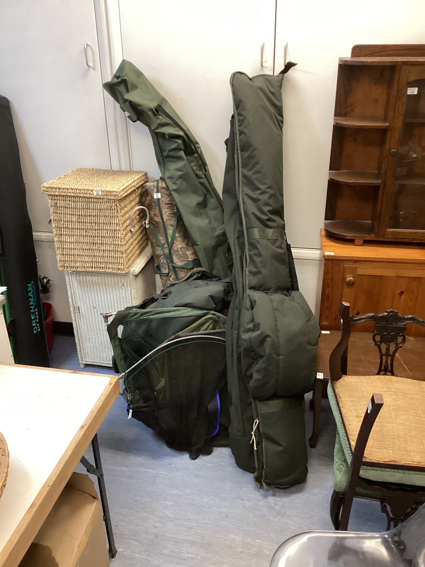 447 large lot of carp fishing gear