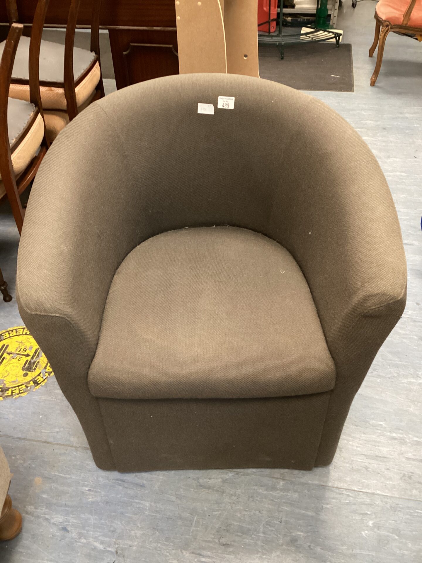 568 grey tub chair