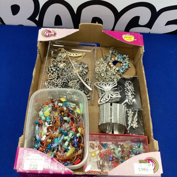 Tray of assorted vintage costume jewellery and fashion accessories.