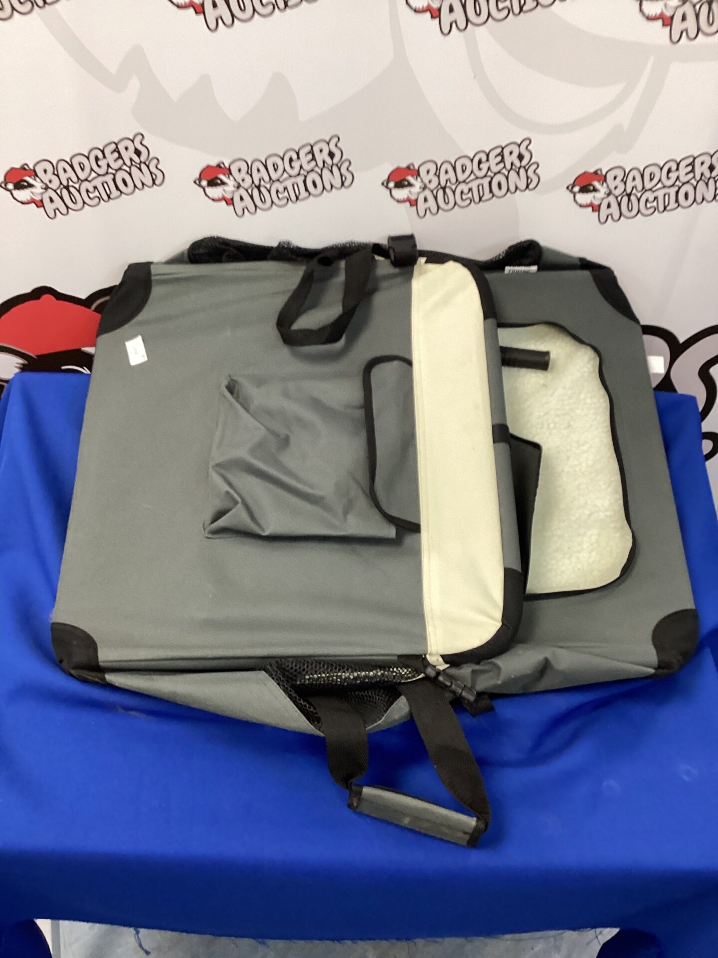 894 Folding Dog carrier