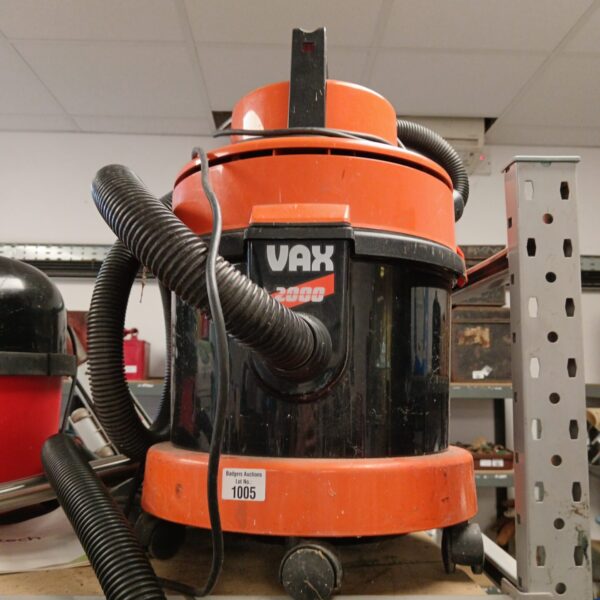 Vax 2000 wet and dry vacuum cleaner in used condition.