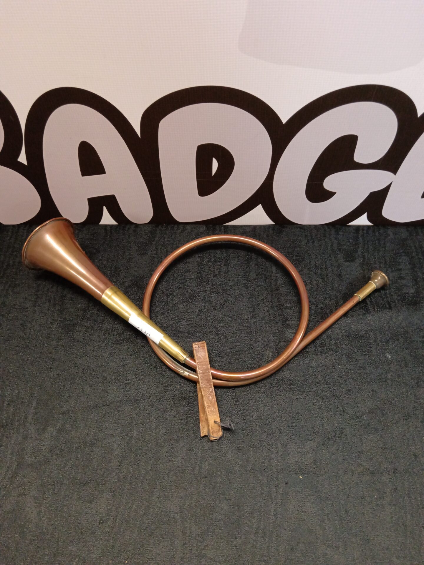 017 Vintage copper hunt horn