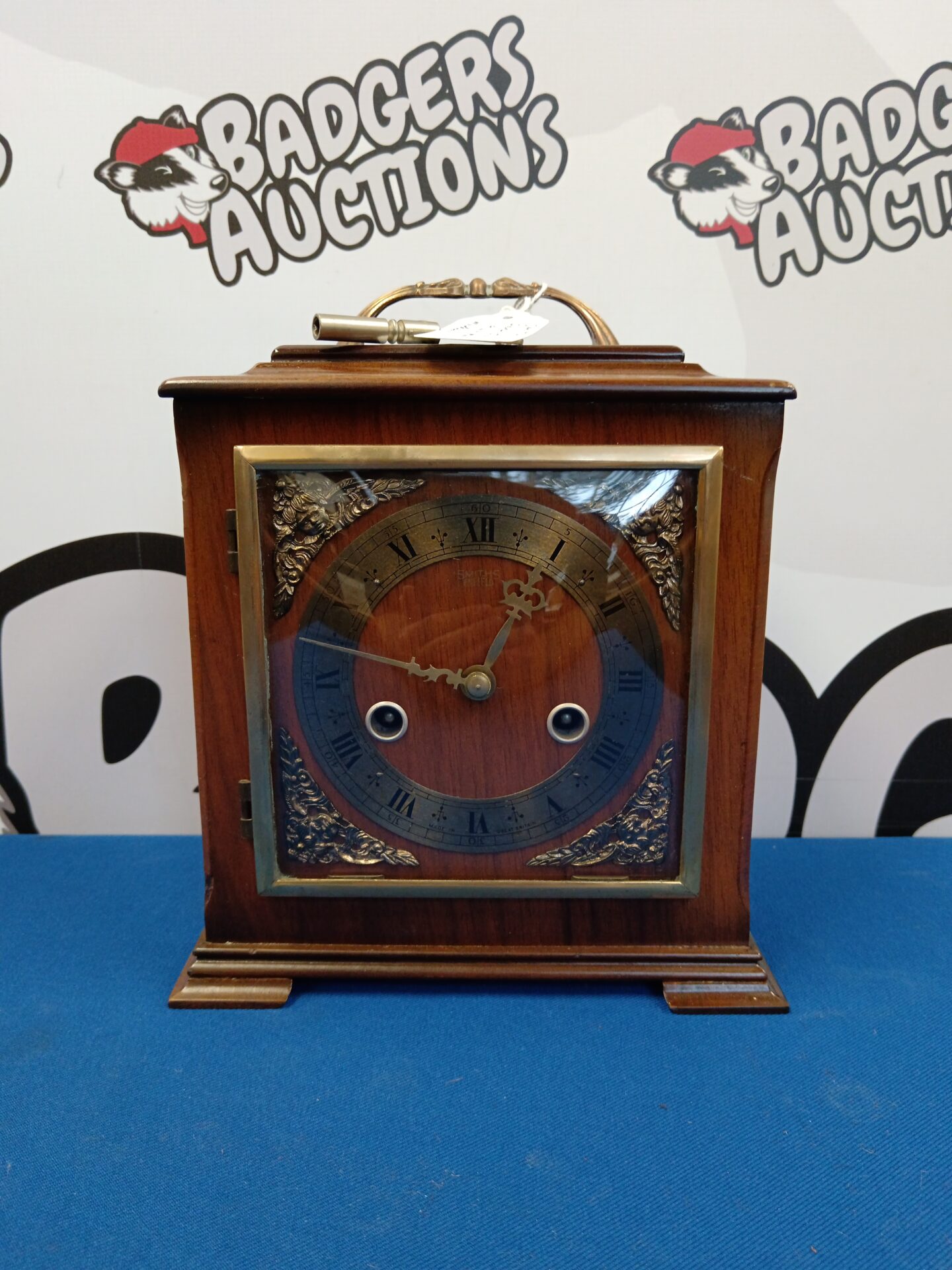 024 Smiths Enfield 1944 mantle clock working with key