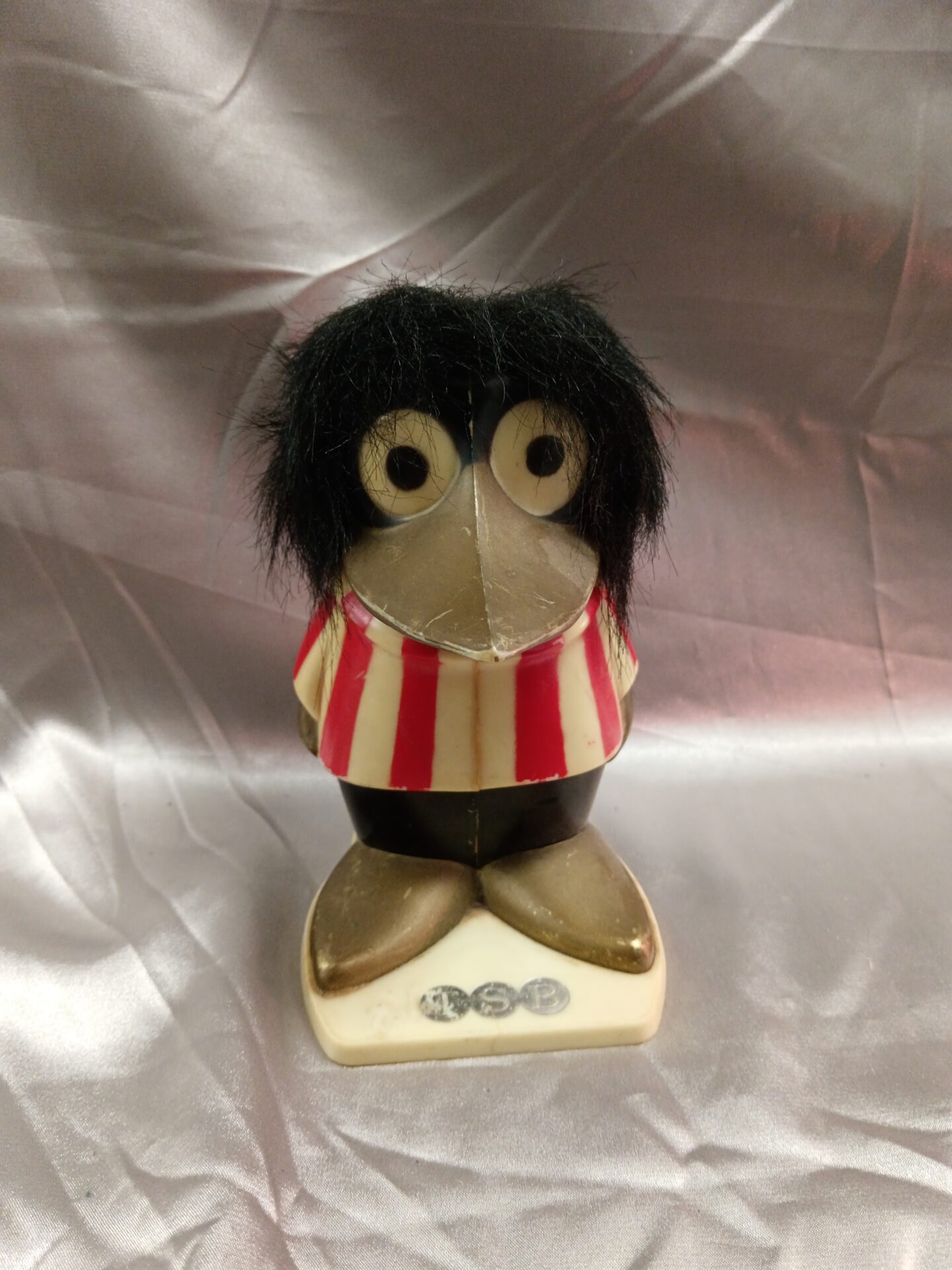 787 Vintage tsb bank money box bird