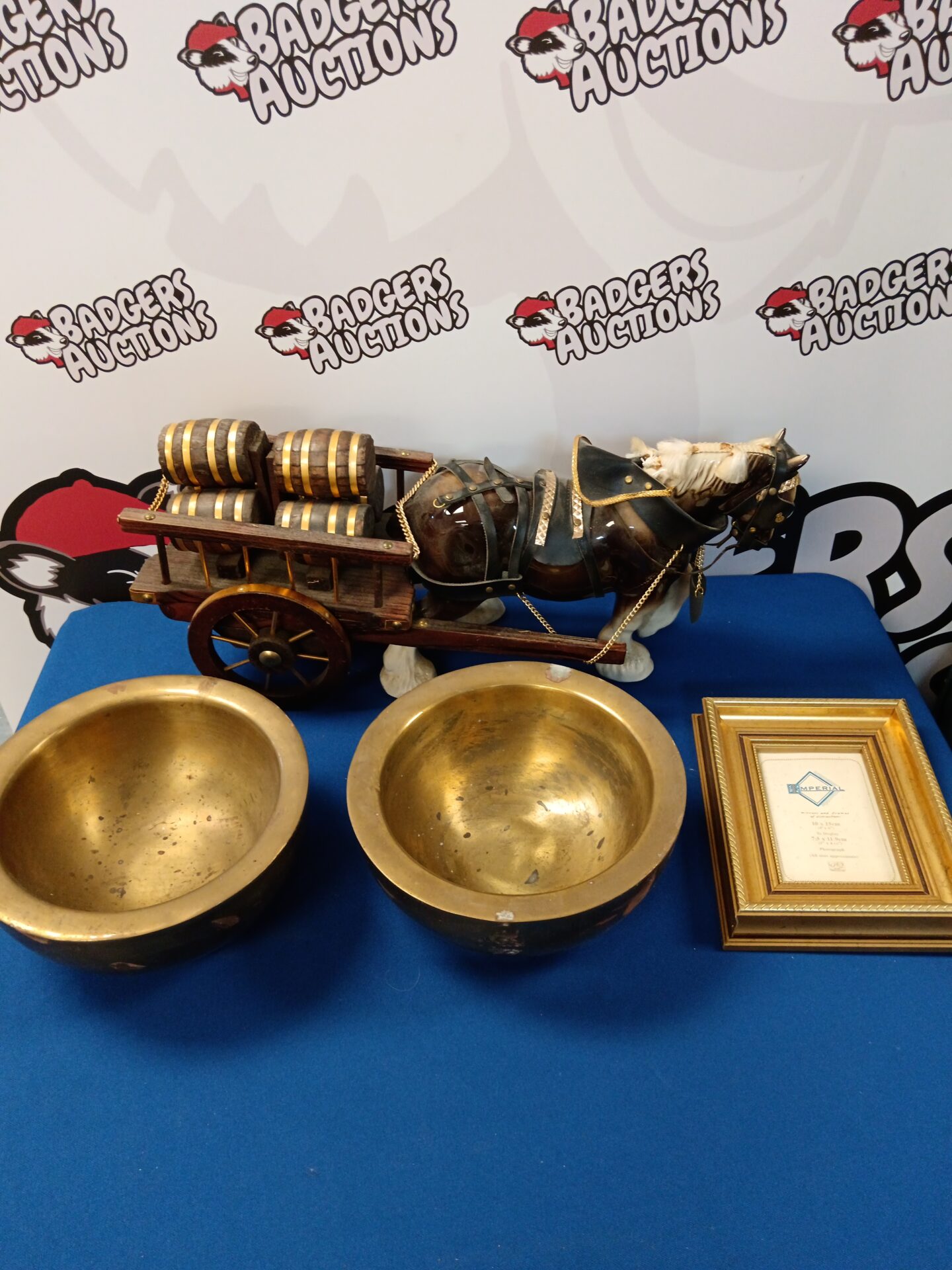 077 Large porcelain horse & cart with two vintage brass bowls & imperial gilt picture frame