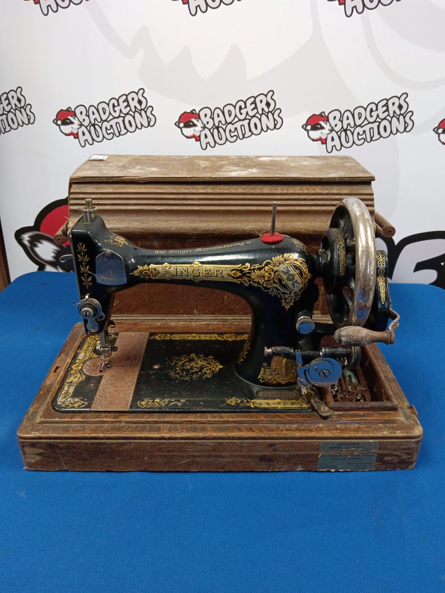 079 Antique singer sewing machine f1907749