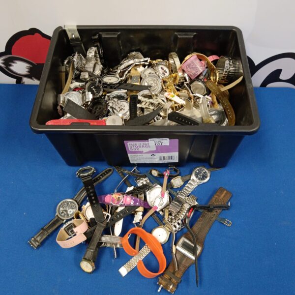 Large lot of vintage watches for repair and parts.