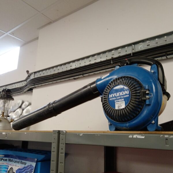 Hyundai HY4B26 petrol leaf blower for garden and outdoor use.