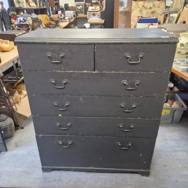 Front view of a chabby chic drawer unit with distressed paint.