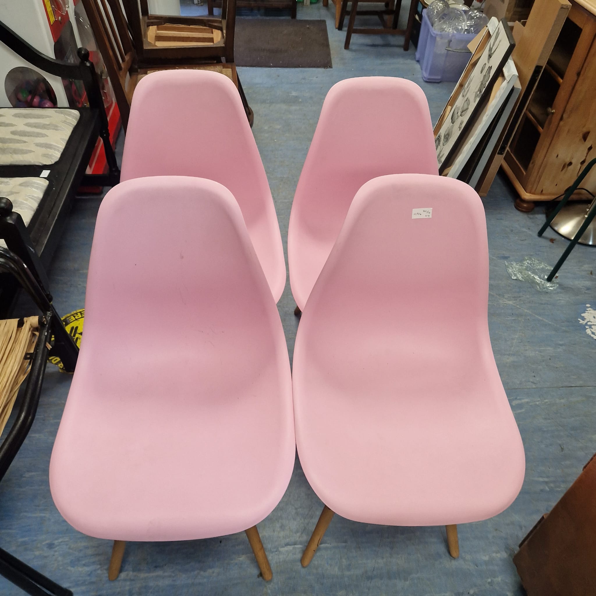 564 Four pink designer style chairs