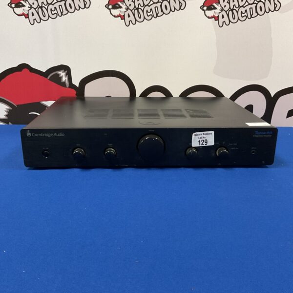 Cambridge Audio Topaz AM5 integrated amplifier, front view.