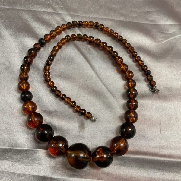 Graduated amber bead necklace, vintage style jewellery.