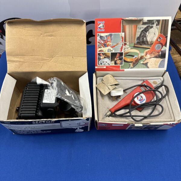Vintage Sector Guardian 2000 security lamp with Record Power engraver.