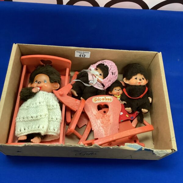 Vintage Chic a boo toy set with figures and chair.