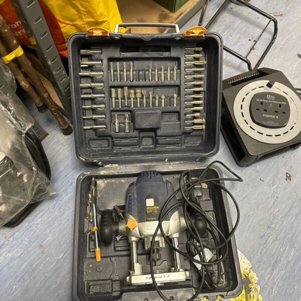 Performance Pro router with bit set in carrying case.
