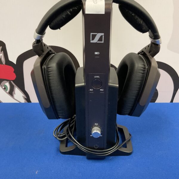 Sennheiser HDR 185 wireless headphones with charging dock.