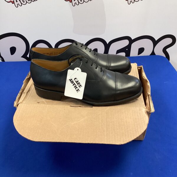 Black leather Care Advice safety shoes size 10 for work.
