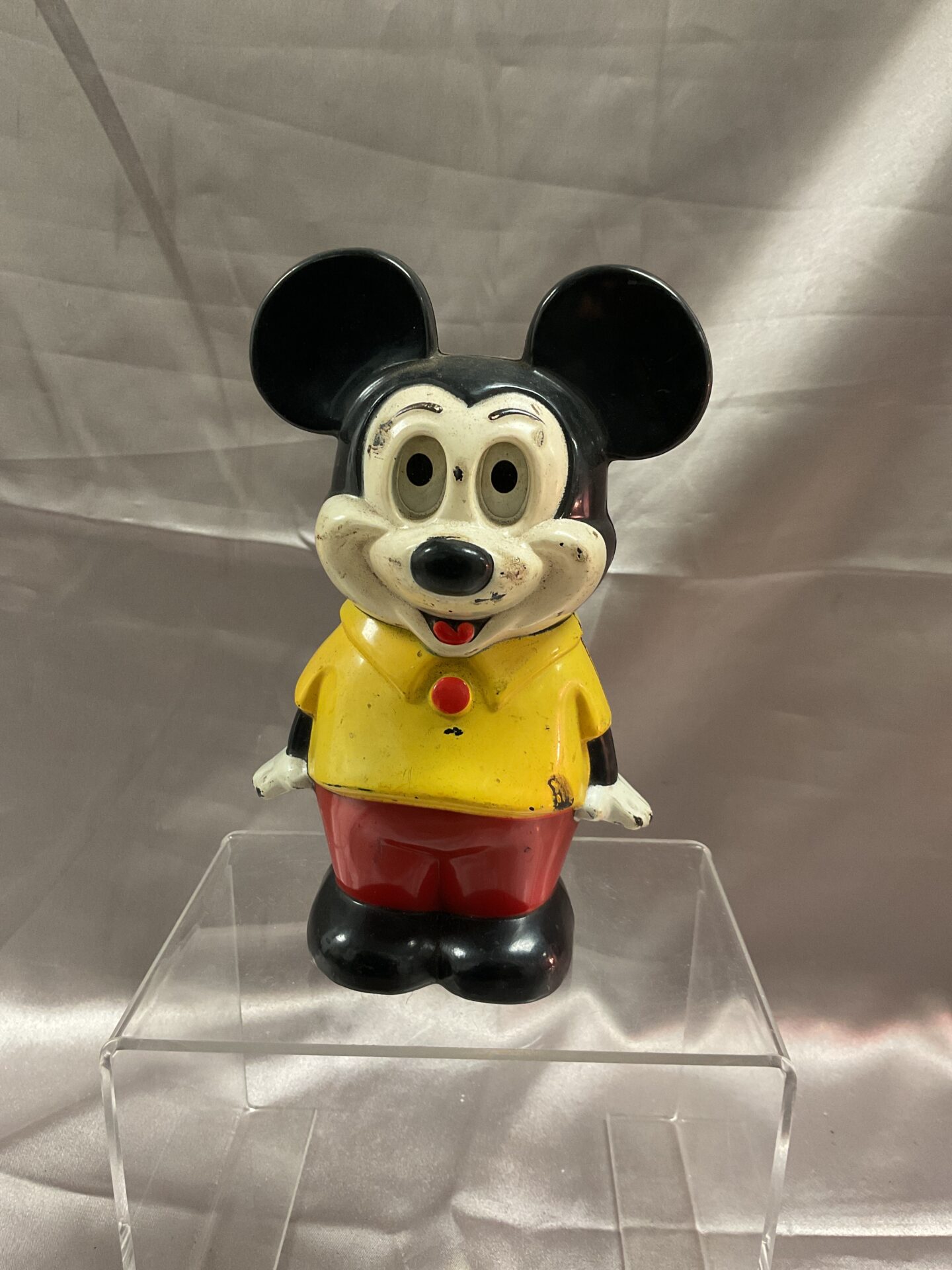768 Walt Disney illco pre school musical & walking Mickey Mouse