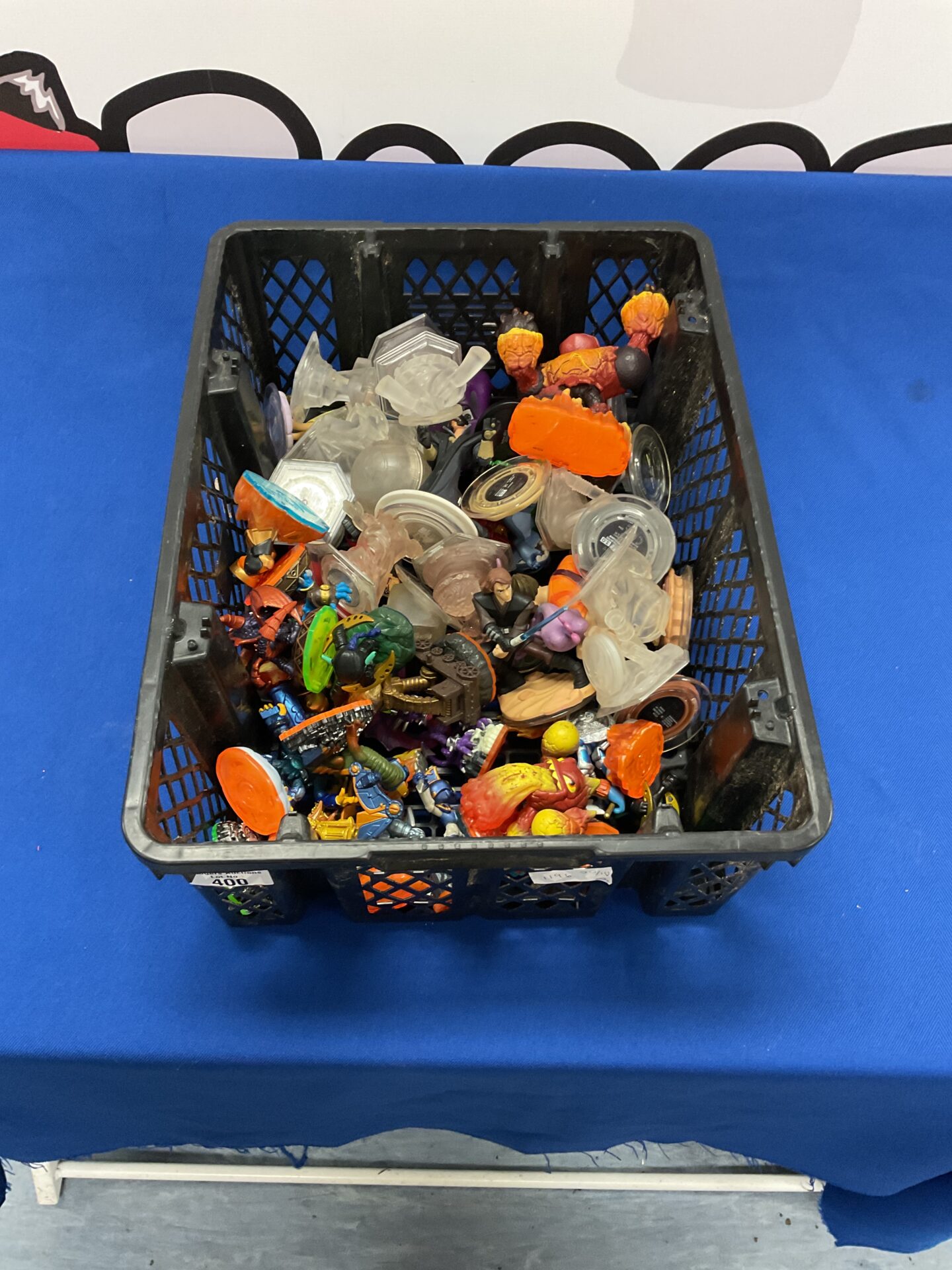 376 Box of mixed figurines including skylanders and others