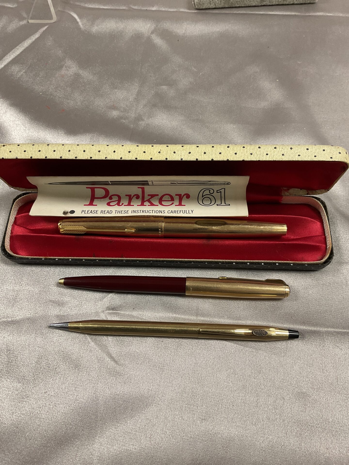 847 Two Parker 12ct rolled gold pens and DuPont pen