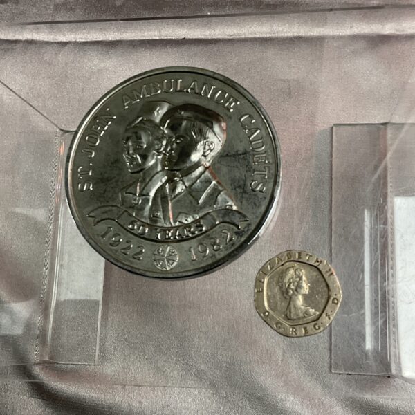 St John Ambulance Cadets medal commemorating 60 years, 1922-1982.