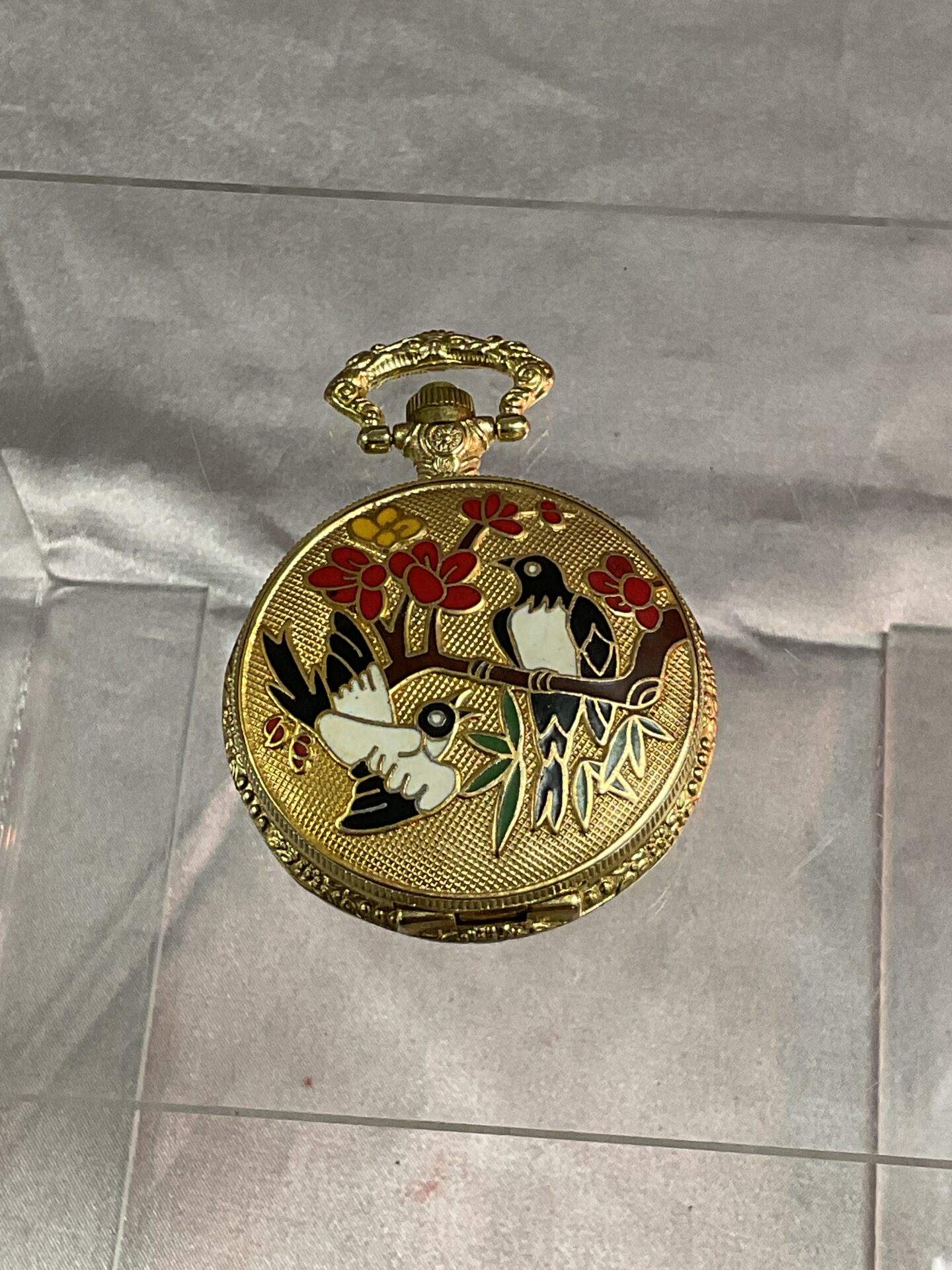 861 Enamel decorated quartz pocket watch