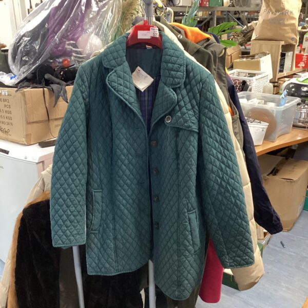 Green Peter Hahn quilted jacket, size 14, ladies outerwear.