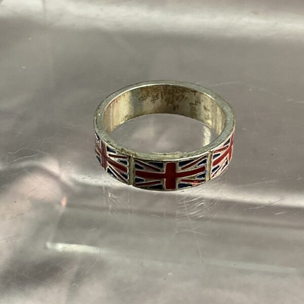 Vibrant Union Jack ring, size W, British flag jewellery.