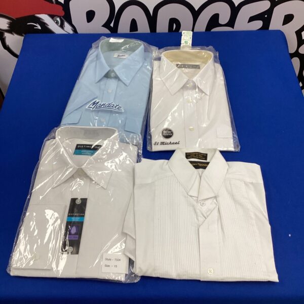 New men's size 15 dress shirt by Mandate with tags.