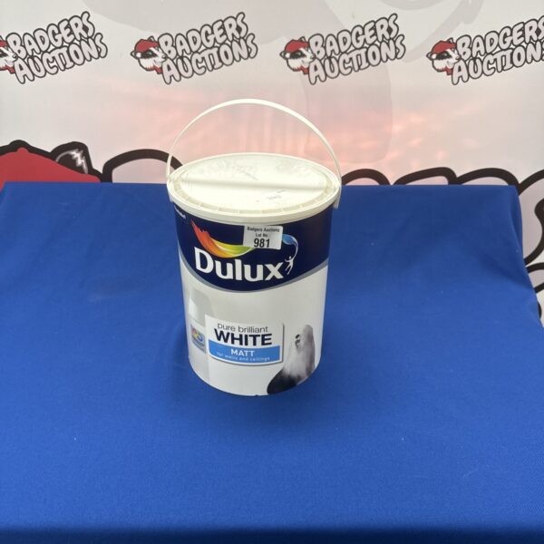 Sealed 5L tub of Dulux Pure Brilliant White paint.