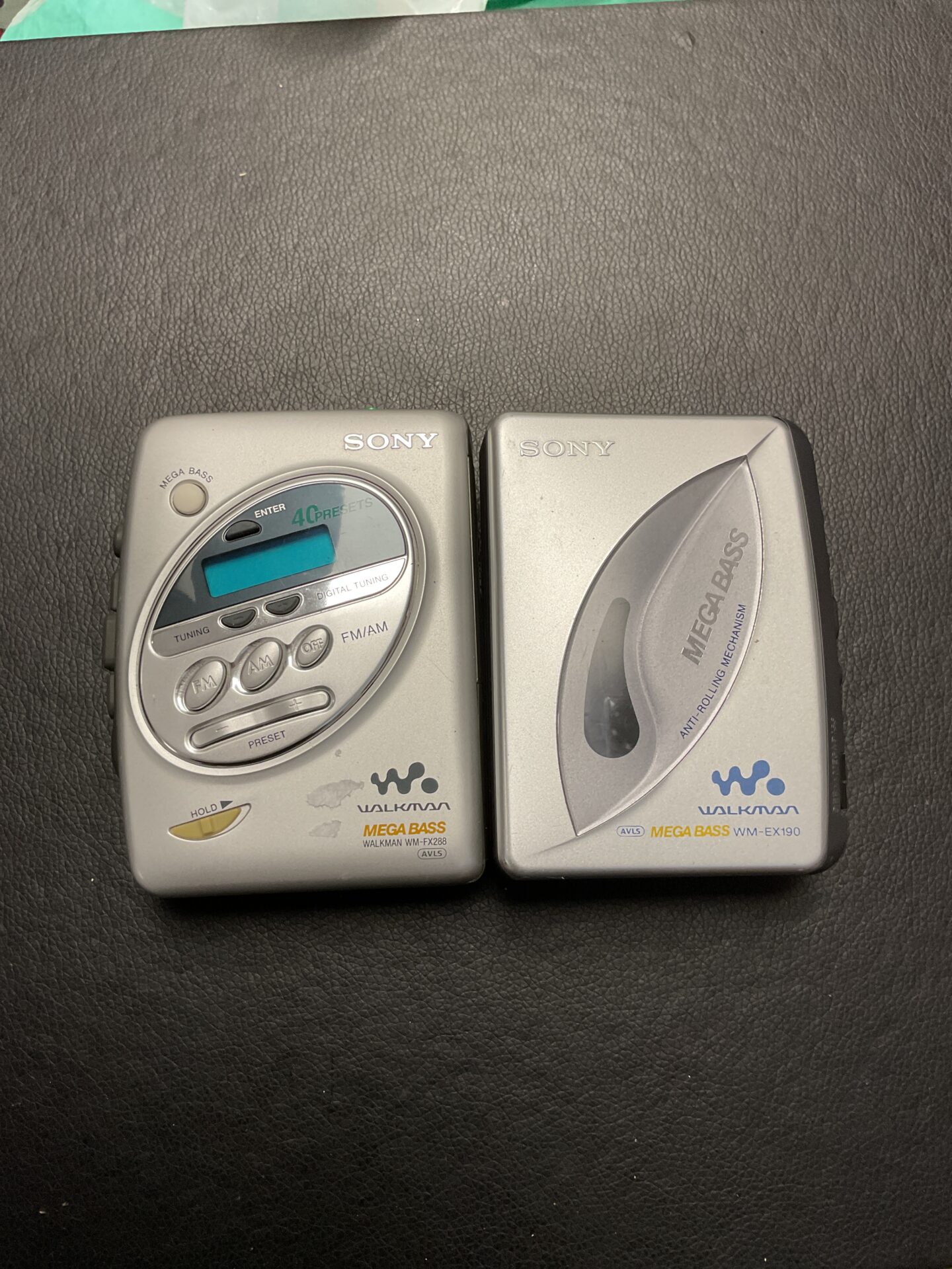 177 Two Sony Walkmans wm-fx280 and wm-ex190