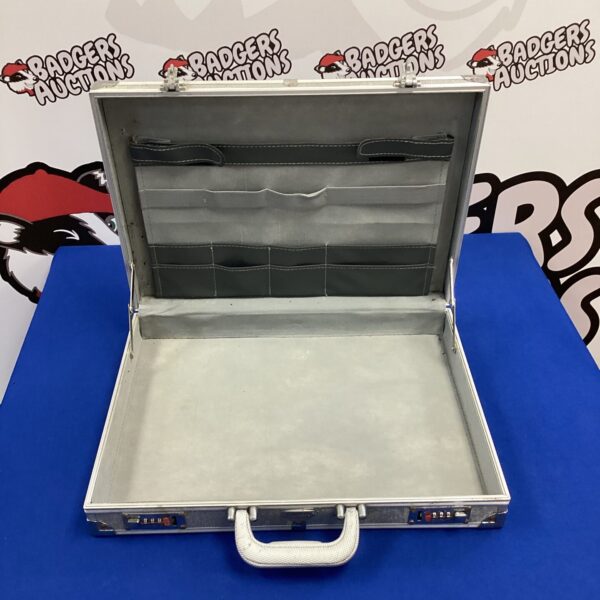 Vintage Solingen aluminium briefcase with handle and lock.