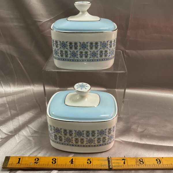 Vintage Royal Doulton Counterpoint lidded pots in blue and brown.