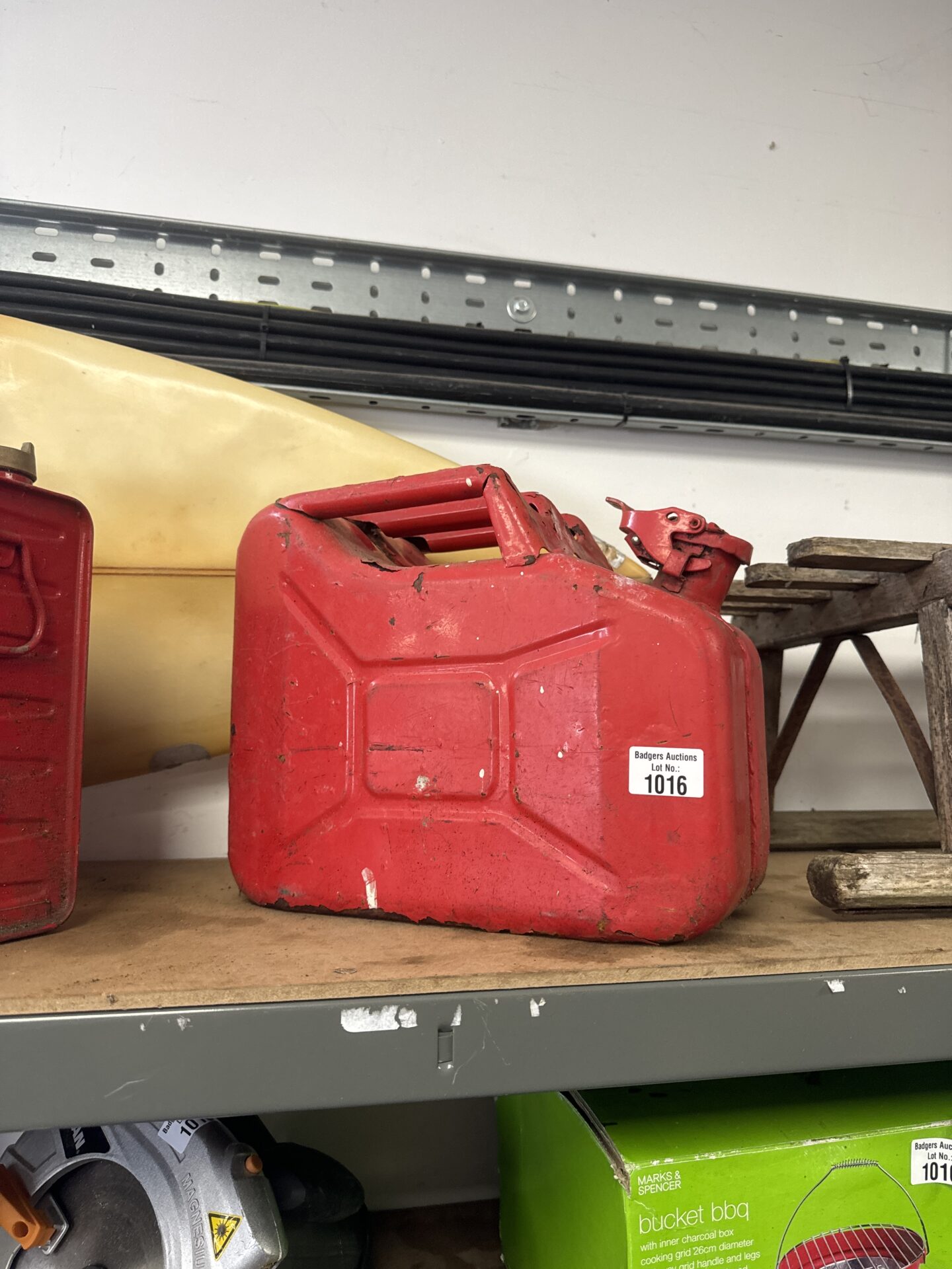 1016 Vintage small metal Jerry can