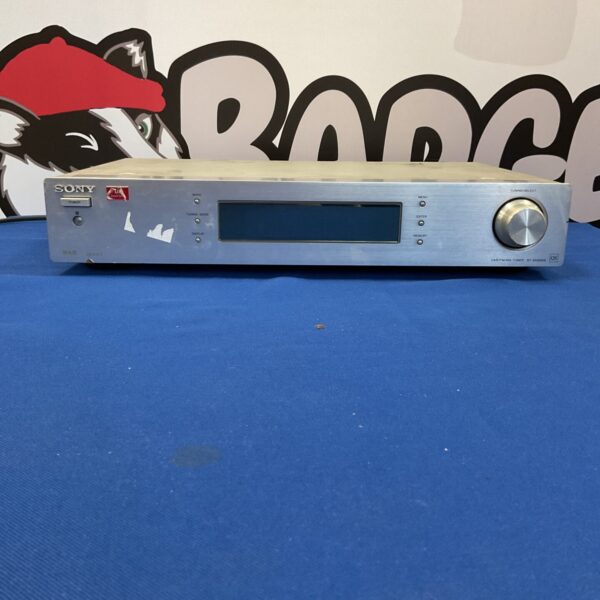 Front view of a silver Sony ST-SDB900 DAB tuner.