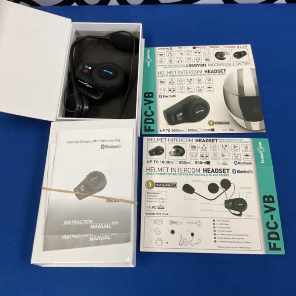Freed onn FDC-VB motorcycle helmet intercom system, Bluetooth communication.
