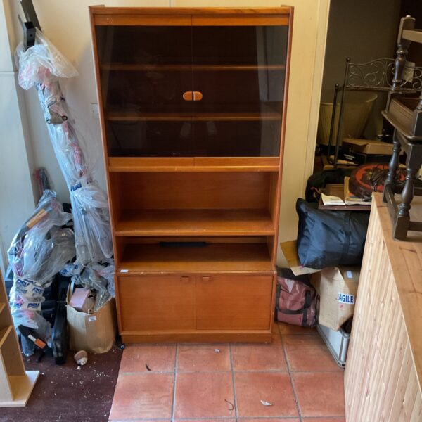Vintage turnidge display cabinet