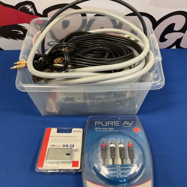 USB multi card reader in its original packaging.