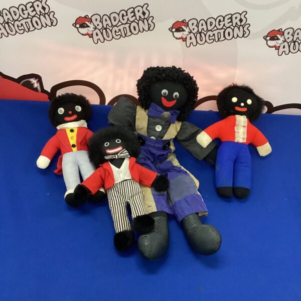 Lot of four vintage Golliwog dolls, collectible antique toys.