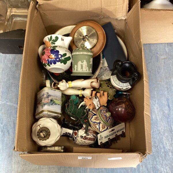 House clearance lot featuring Wedgwood Jasperware and a barometer.