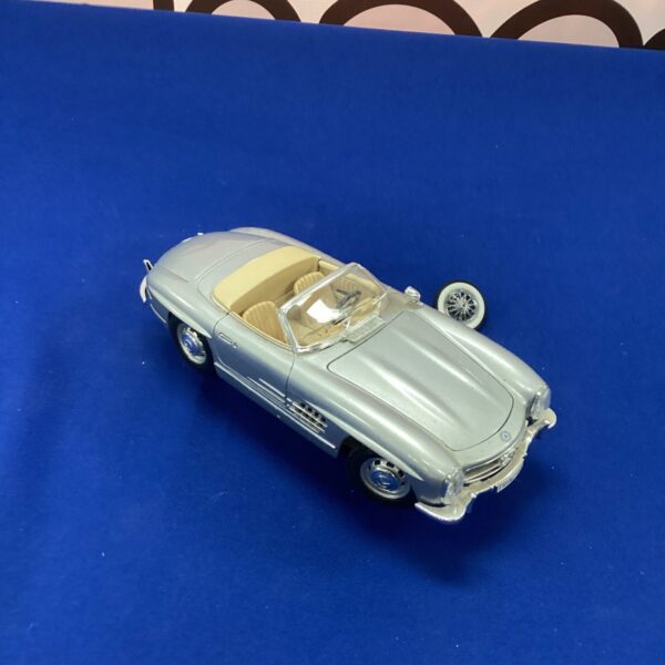 Burago Model Mercedes Benz SL300