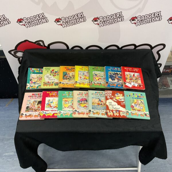 Vintage collection of colourful Noddy childrens books by Enid Blyton.