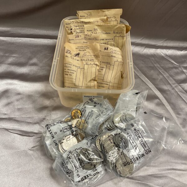 Bagged lot of vintage dated pennies and coins for collectors.