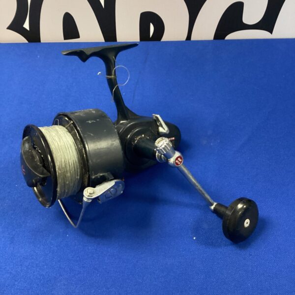 Vintage Garcia Mitchell 488 fishing reel in good condition.