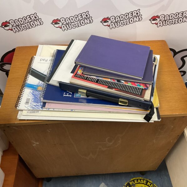 Selection of mixed notepads and cartridge pads