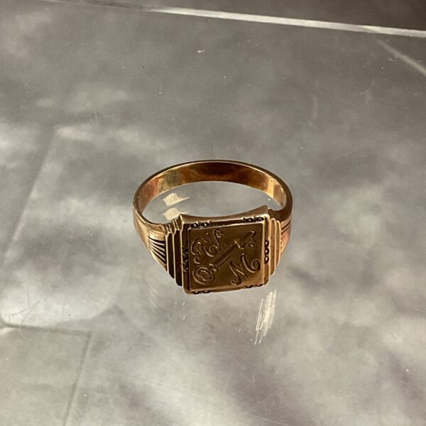 Vintage 9ct rose gold signet ring with key and initial engraving.