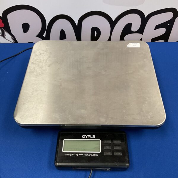 Oypla digital weighing scales displayed for sale.