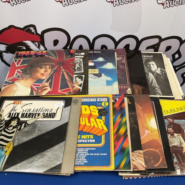 Vintage vinyl record collection featuring Dubliners and Smokie albums.