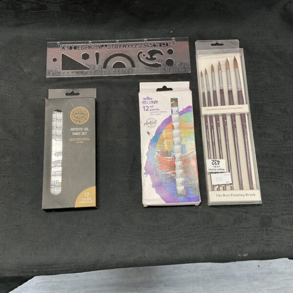 Wilko oil paint set with brushes, ideal for beginner artists.